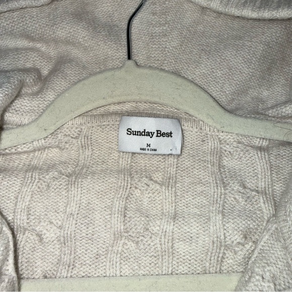 Aritzia Octavia Zip Hoodie - Picture 5 of 11